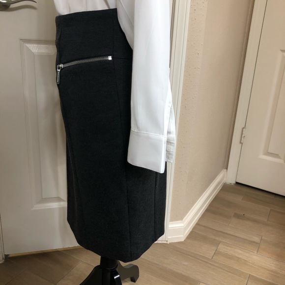 Gray Michael Kors Pencil Skirt Sz 12 - Picture 4 of 5
